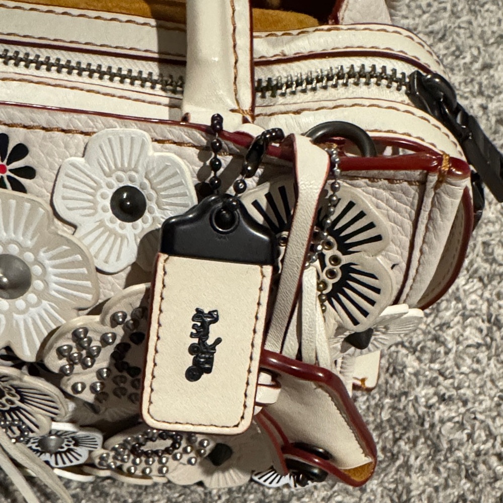 Coach Wild Tea Rose Rogue 25 - Picture 12 of 14